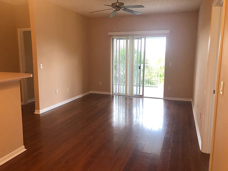 717 Secret Harbor Ln #313 — Photo 13