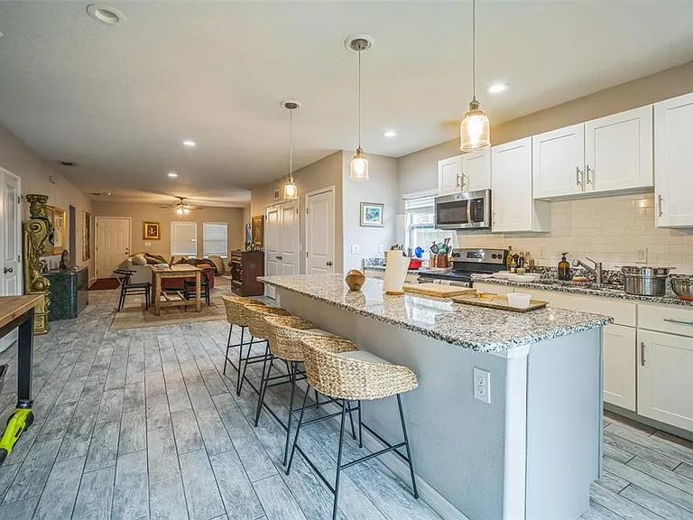 3610 N Tampa St — Photo 13