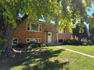 912 18th St S, Moorhead, MN 56560