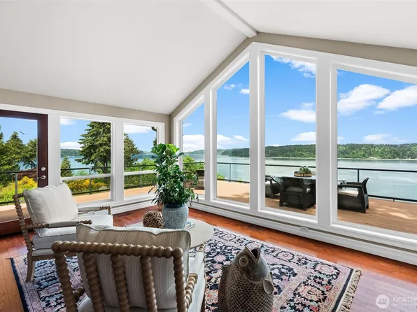13221 3rd Avenue Ct NW, Gig Harbor, WA 98332