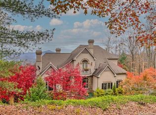 165 Pinkerton Cor, Fairview, NC 28730