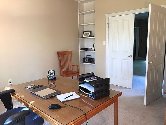 Office (off living room)