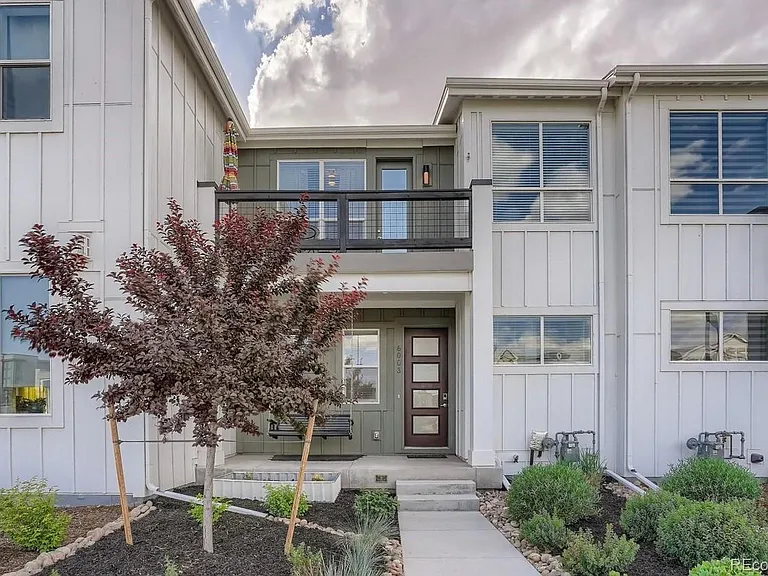 6003 N Galena St — Photo 2