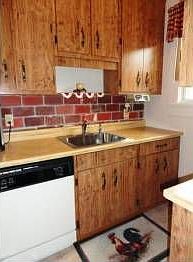 3rd image of 3901 E 43rd St