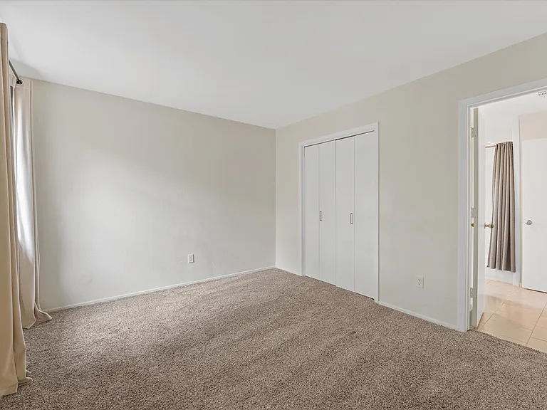 4007 Ridgebrook Dr #4007 — Photo 18