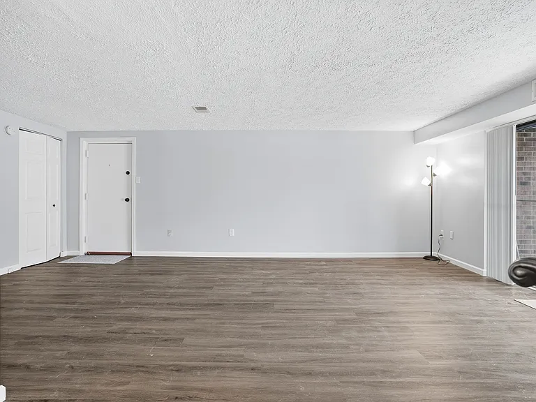 1204 Dutilh Rd #1 — Photo 10