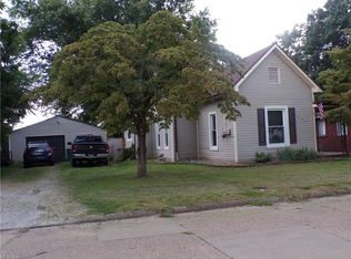 1204 15th St, Vienna, WV 26105