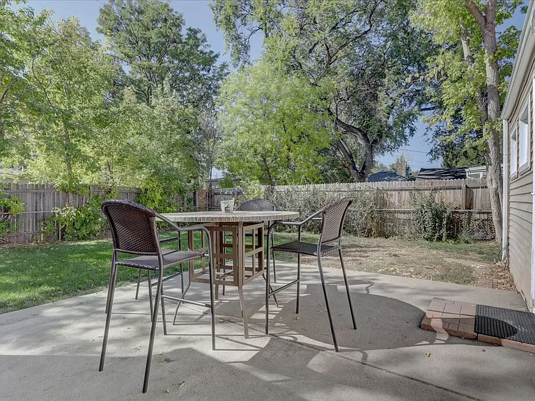 6940 W 55th Pl — Photo 22