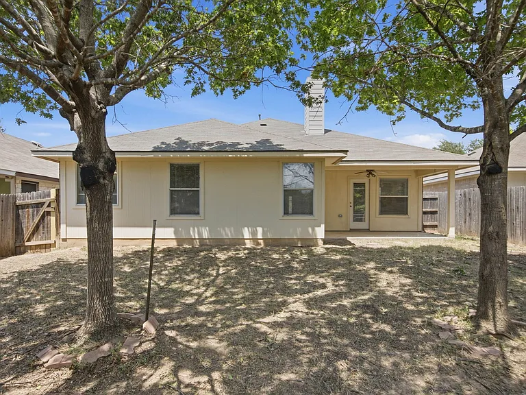 417 River Crossing Trl — Photo 27