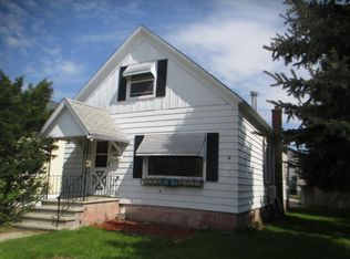 2638 Gilbert St, Marinette, WI 54143