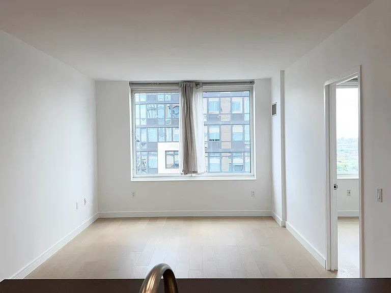 306 Gold St #34B — Photo 7