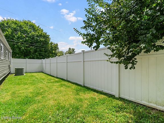 4th image of 115 Gaither Station Rd