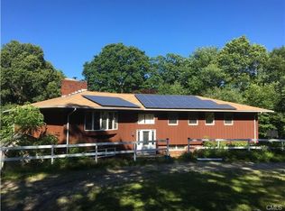 10 Twarog Pl, Shelton, CT 06484