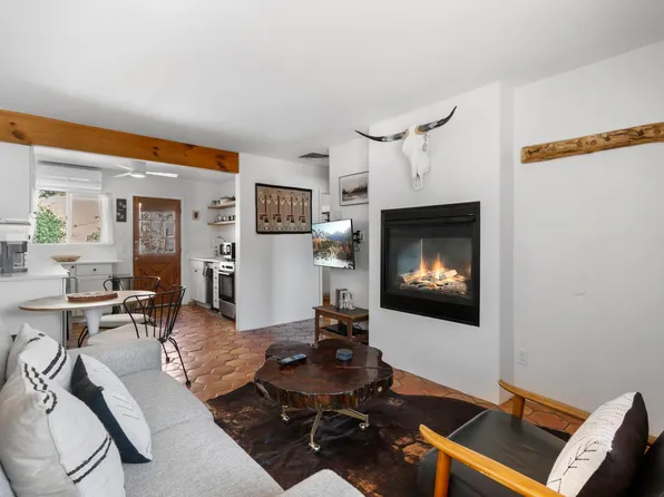 527 E Alameda St, Santa Fe, NM