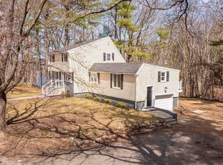 3 Roux Ave, Salem, NH 03079