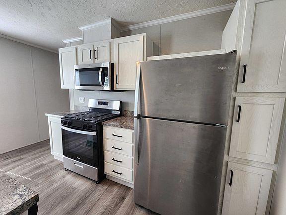 5th image of 4359 Dogwood Blvd #785