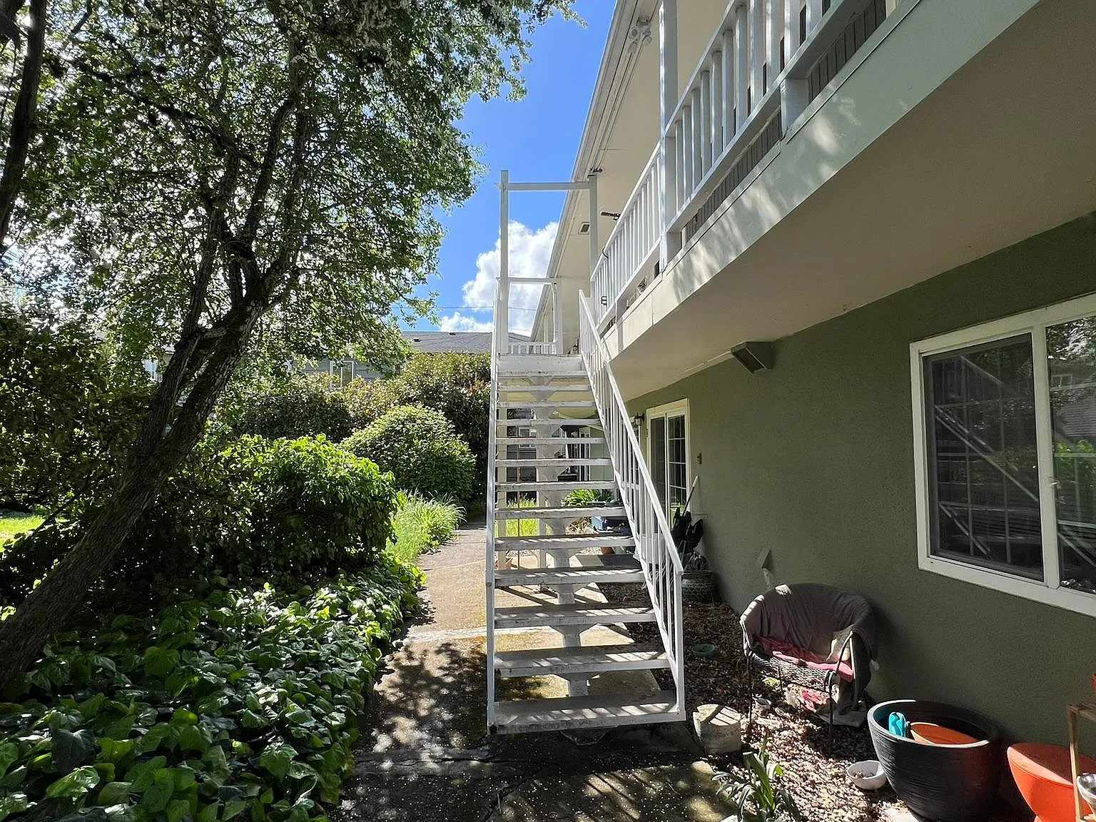 2 bed, 800 sqft, $1,550 — Photo 3