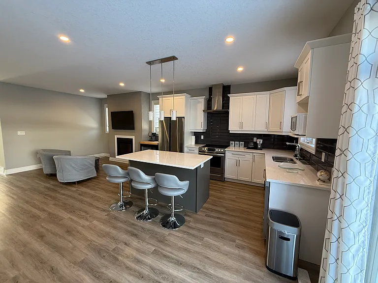 9861 Glendon Dr #117 — Photo 5