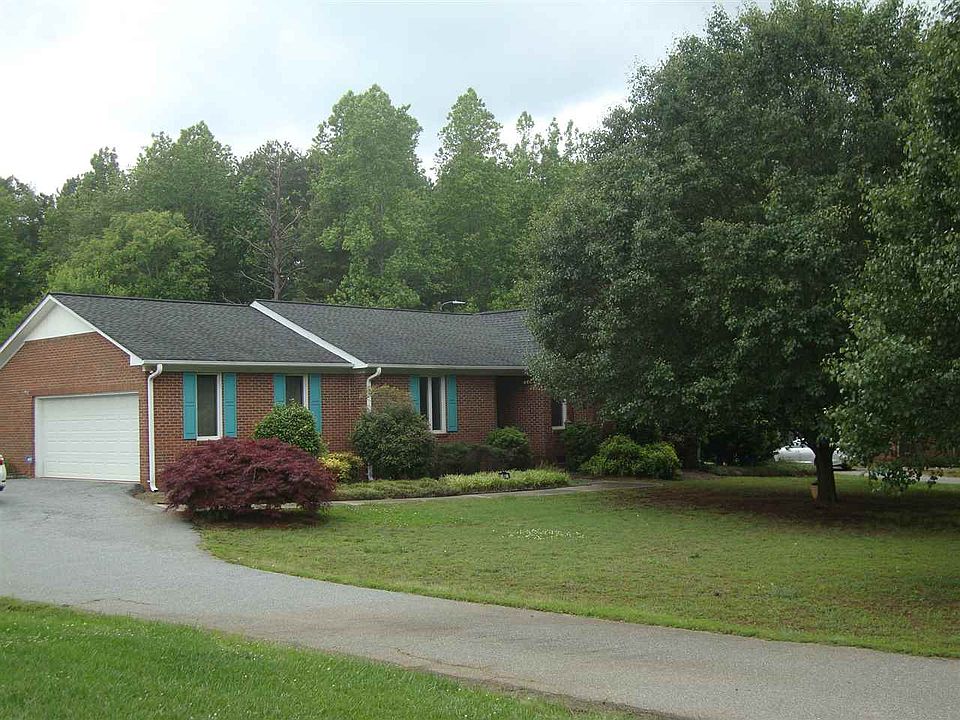 1st image of 37 Dorchester Dr
