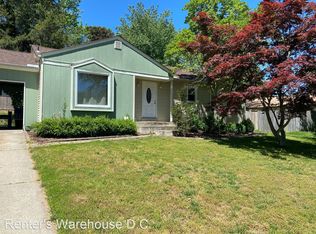 2500 Lisa Dr, Waldorf, MD 20601