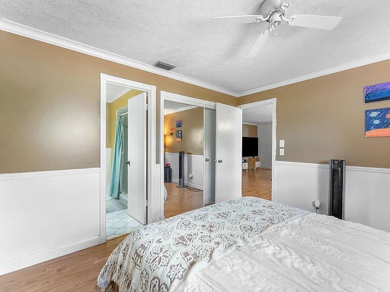 8000 Lagos De Campo Blvd #A-307 — Photo 24
