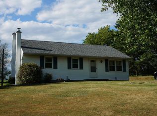 729 Overlook Rd, Nescopeck, PA 18635