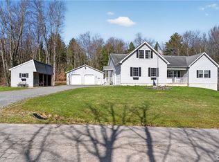 125 Phinney Ln, Central Square, NY 13036