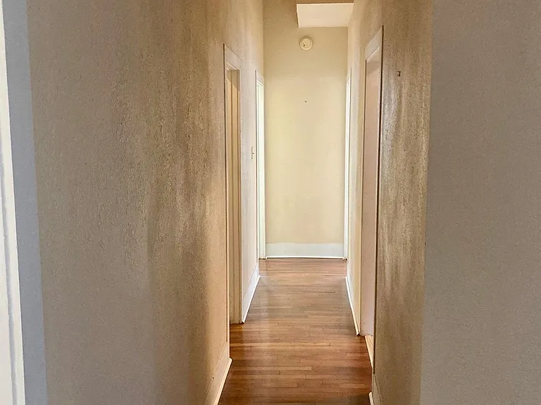 3523 Avenue L #FRONT — Photo 11