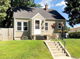 320 N Grange Ave, Sioux Falls, SD 57104