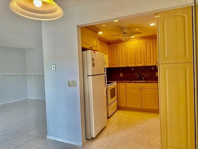 801 SW 133rd Ter #105K — Photo 9
