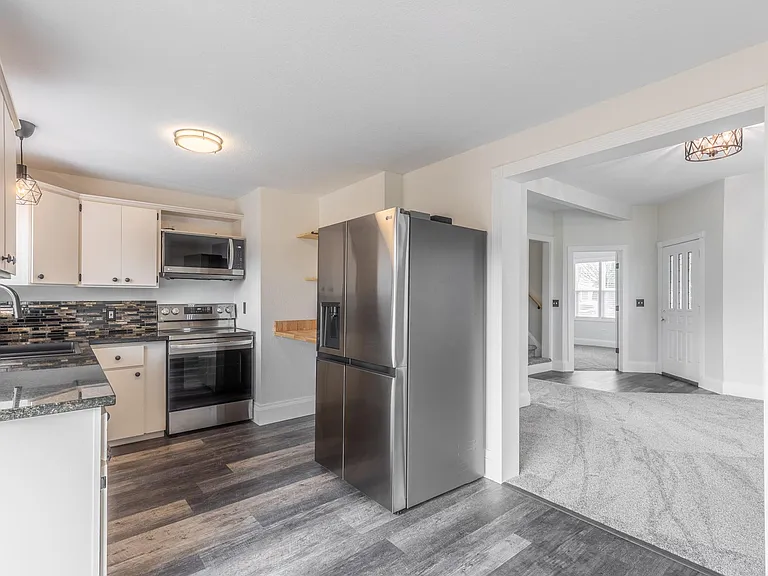 1144 SE 85th Ave — Photo 14