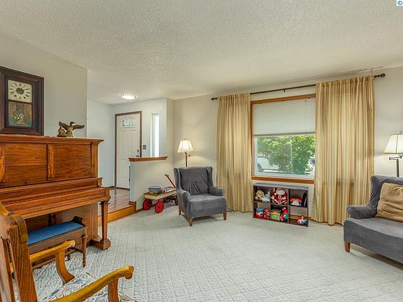 5th image of 3606 S Benton St