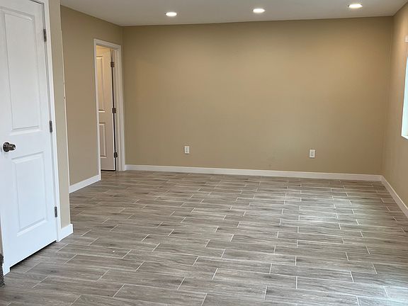 5th image of 3409 Marathon Dr