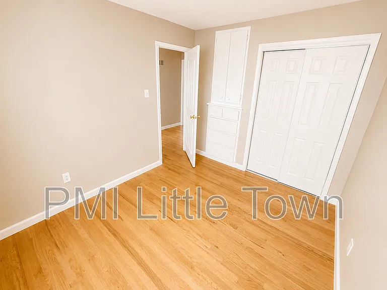 5561 S Cedar St — Photo 26