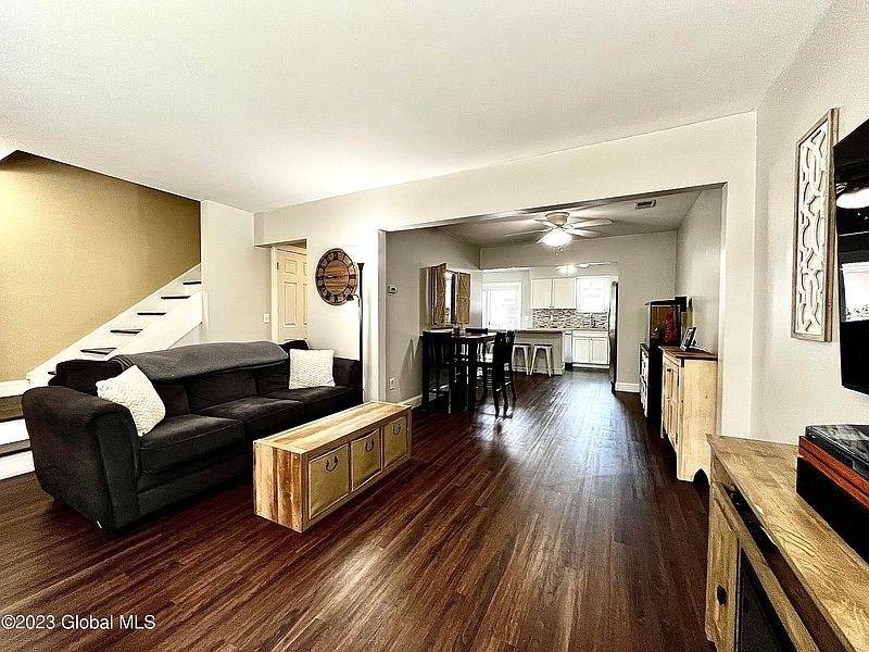 3rd image of 153 Hague Blvd #D