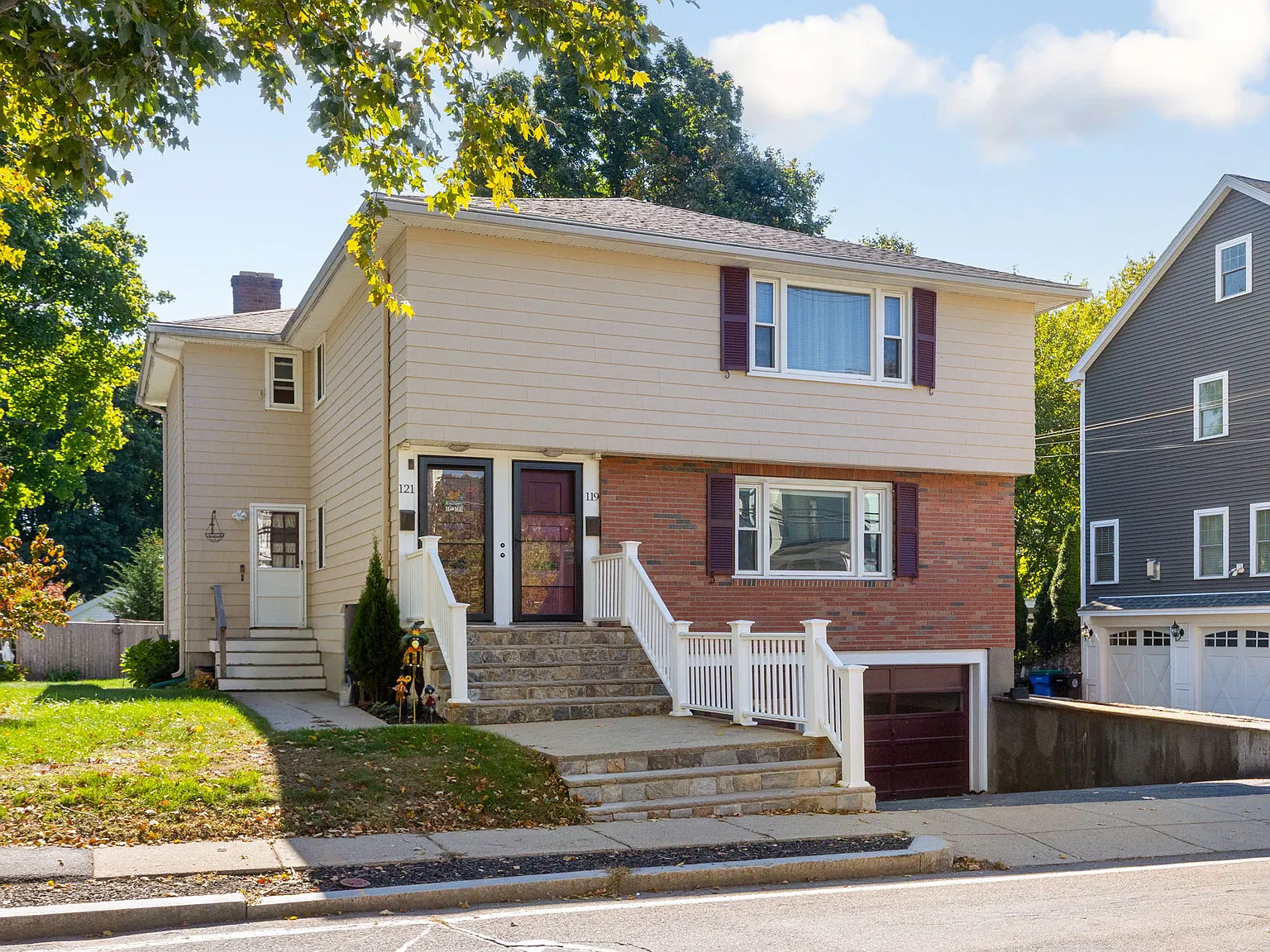 3 bed, 1964 sqft, $3,650 — Photo 1
