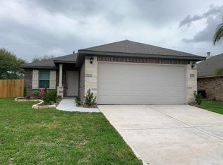 2217 Hedgerose Ln, Bay City, TX 77414
