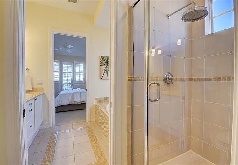306 E Mallory Cir — Photo 27