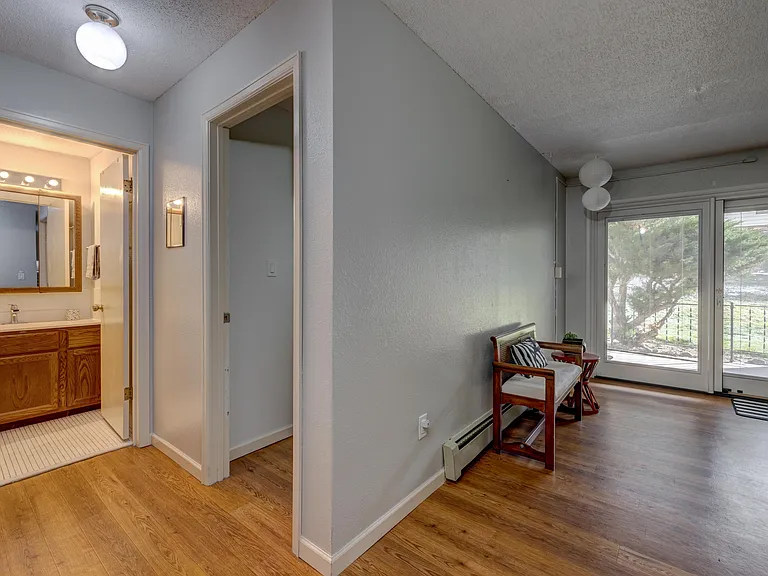 4440 S Poplar St #104 — Photo 8