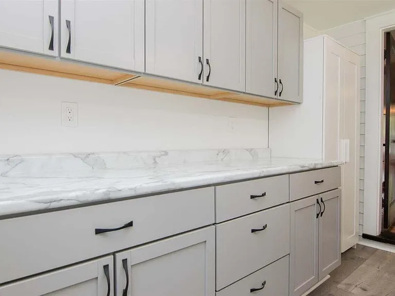1435 Broadway St — Photo 23