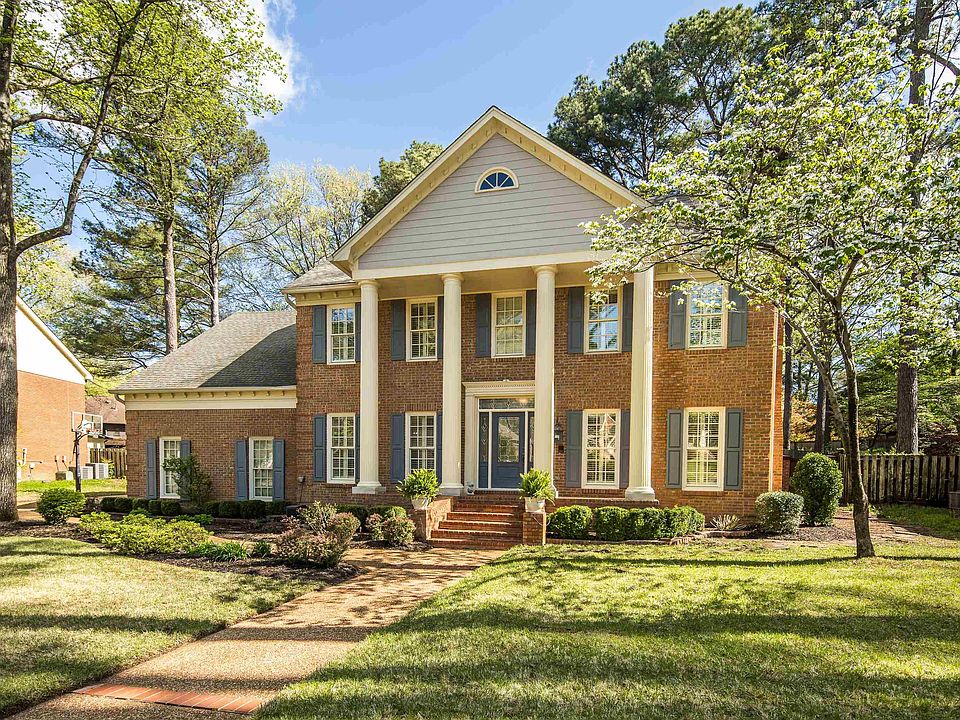 1st image of 8462 Woodlane Dr