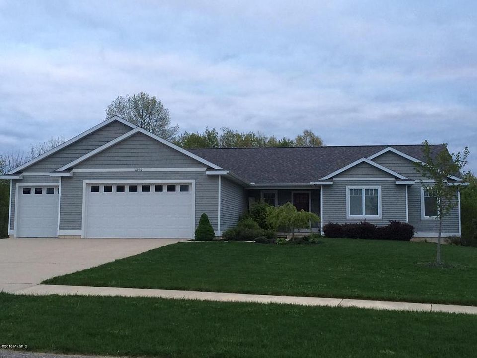 1st image of 6902 Yosemite Dr