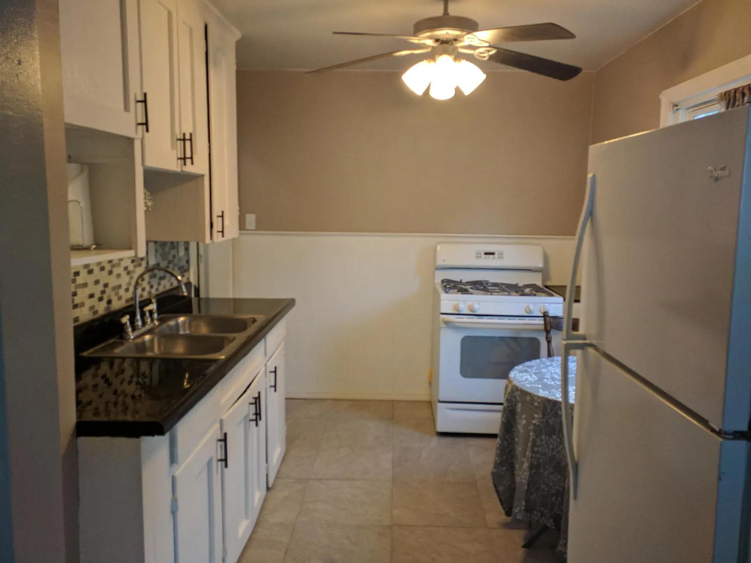 11653 Berwyn Ave photo 1