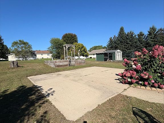 5th image of 2060 Julie Ave