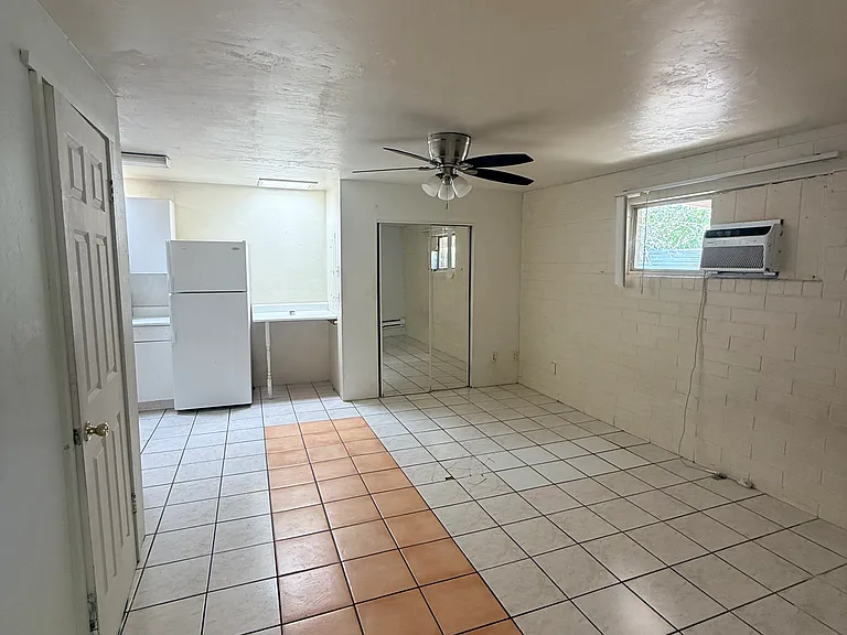1532 E Edison St #2 — Photo 6