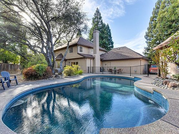 3rd image of 1658 Sutter Creek Ct