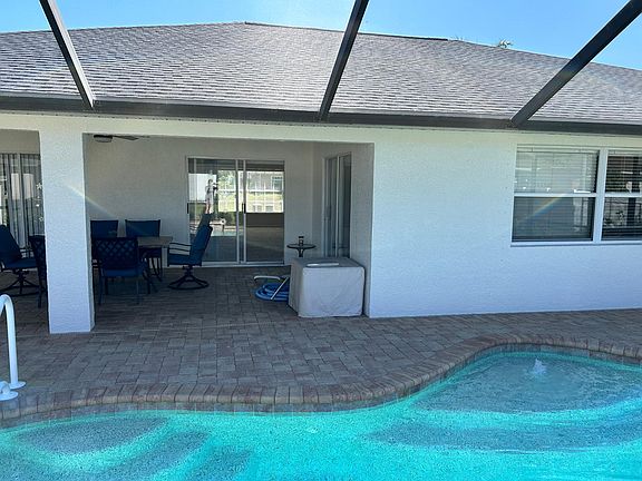 5th image of 4204 SW 15th Ave