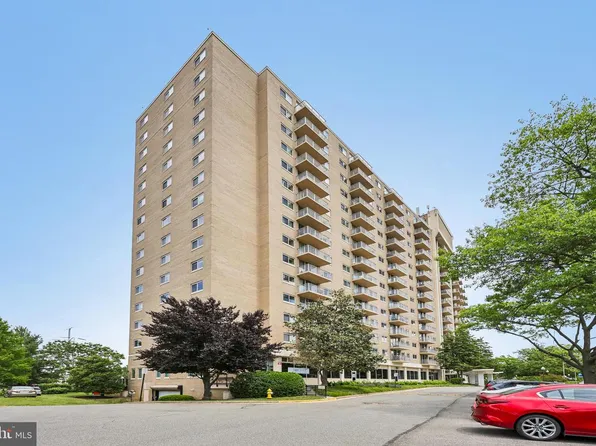 1225 Martha Custis Dr APT 216, Alexandria, VA 22302