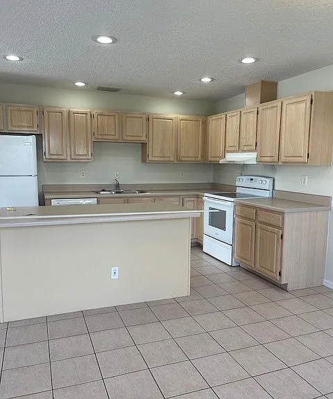 1839 Highland Rd — Photo 7