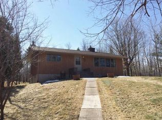 3338 Strand Rd, Duluth, MN 55803
